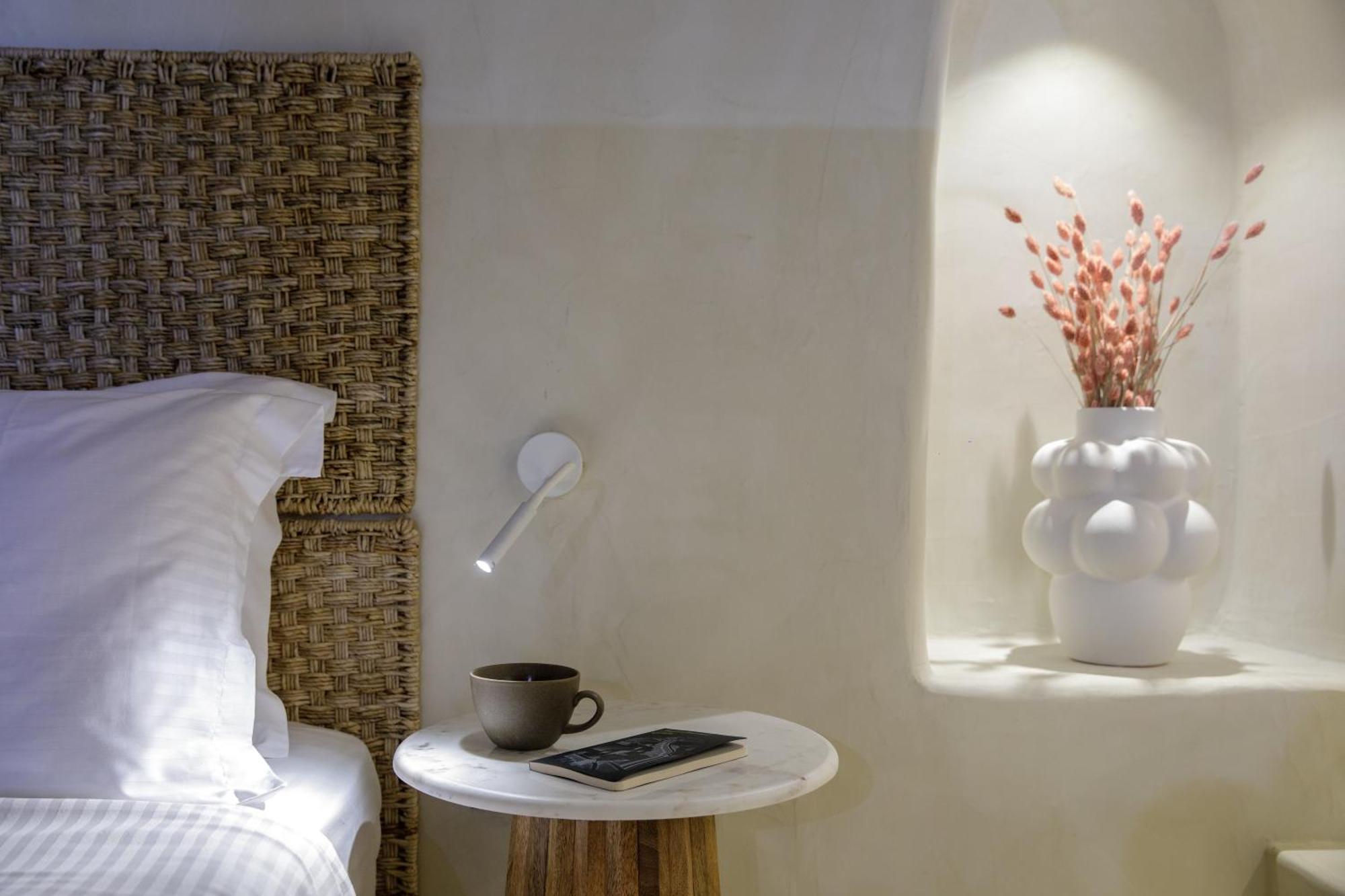 Annouso Villa With Hot Tub By Caldera Houses Oia Eksteriør billede
