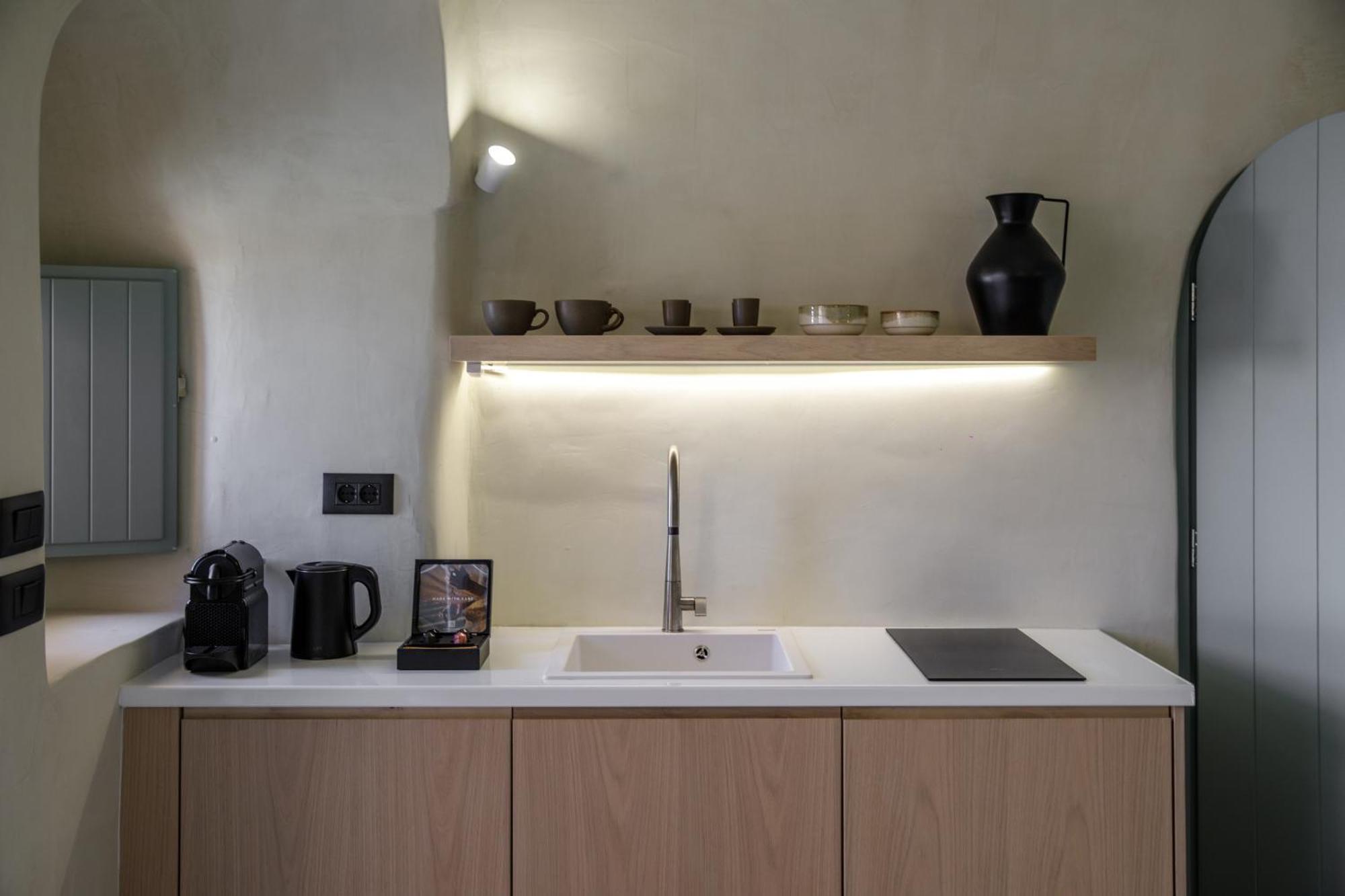 Annouso Villa With Hot Tub By Caldera Houses Oia Eksteriør billede